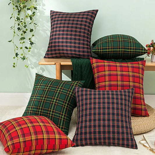 2pcs Christmas Plaid Cushion Covers