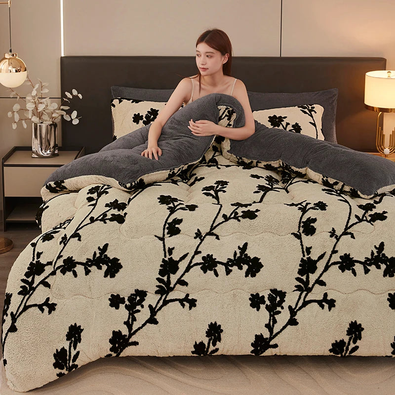 Double-Sided Velvet Comforter
