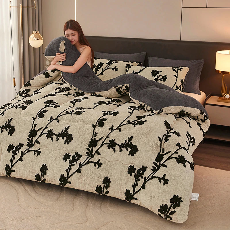 Double-Sided Velvet Comforter