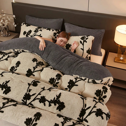 Double-Sided Velvet Comforter