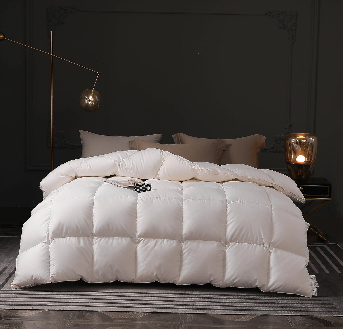 Hotel Quality95% White Goose Down Duvet Fluffy Lightweight
