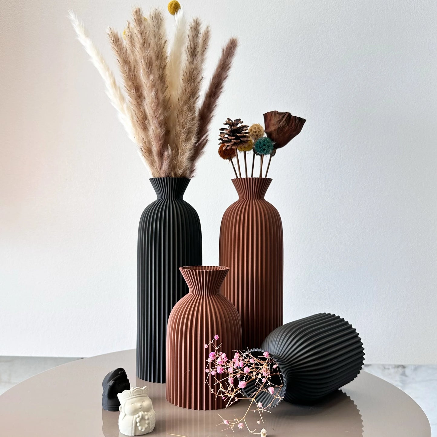 2-Piece Set of Wavy Pattern Art Dry Vase, Dried Flower Vase