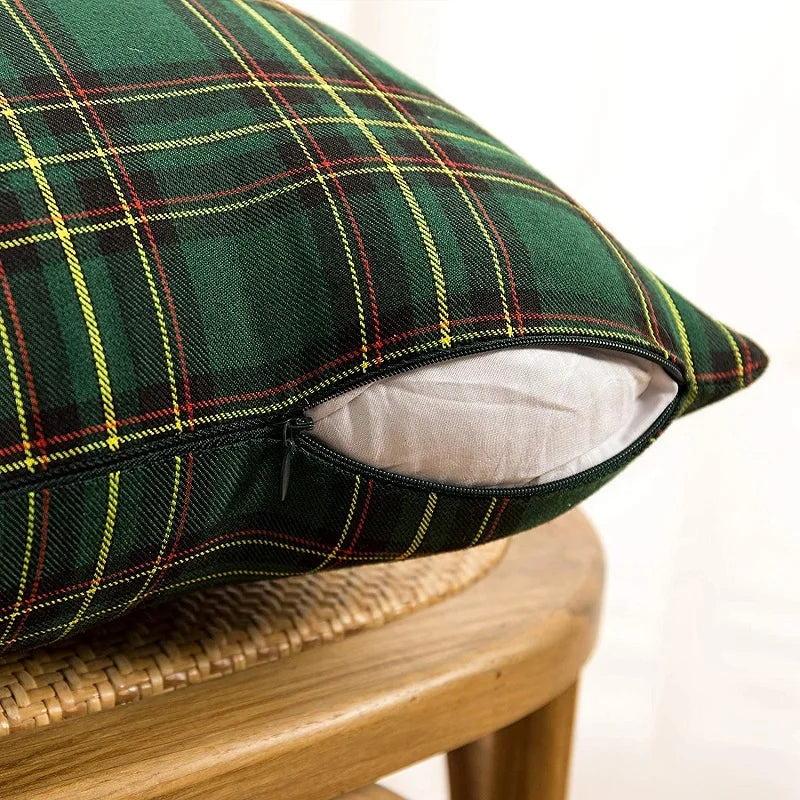 2pcs  Christmas Plaid Cushion Covers