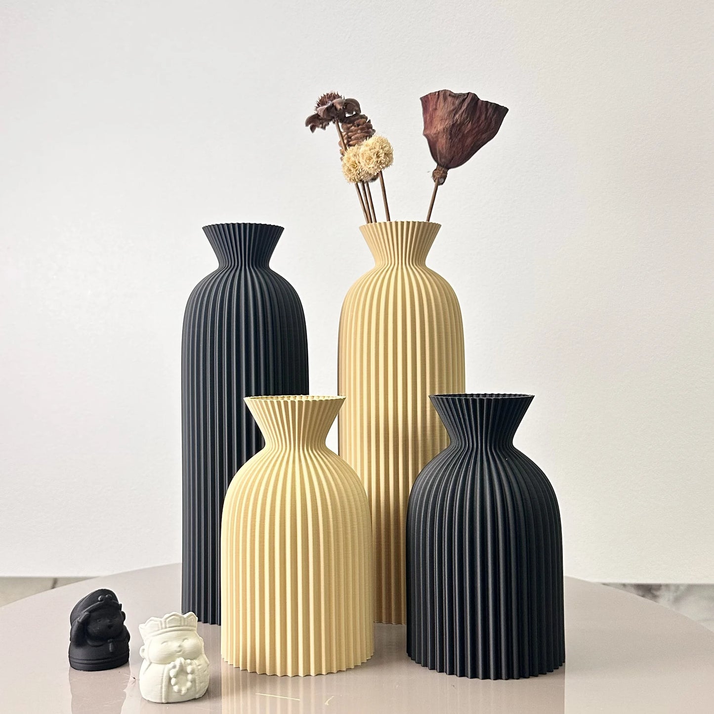 2-Piece Set of Wavy Pattern Art Dry Vase, Dried Flower Vase